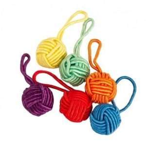hiyahiya yarn ball stitch markers in rainbow colours